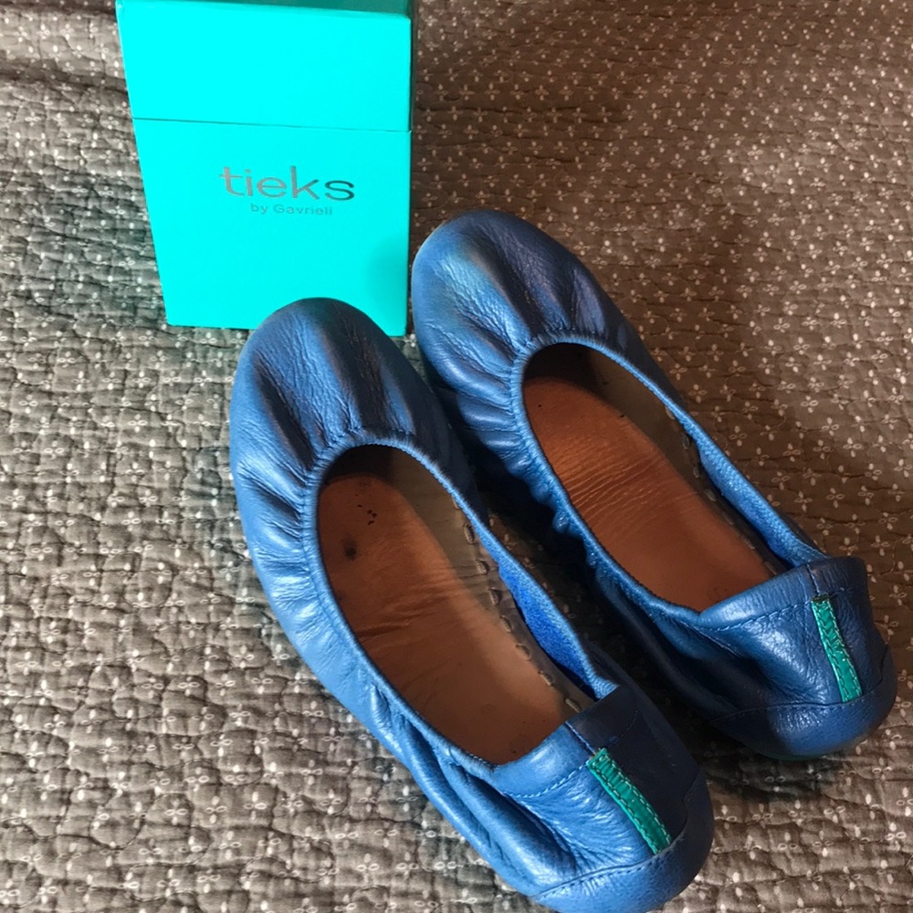 Cobalt Blue Tieks with box
